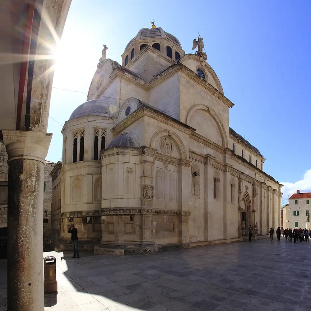 Visit Nearby Attractions